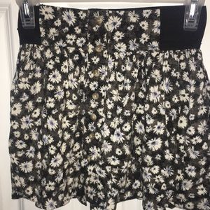 American Eagle Floral Skirt